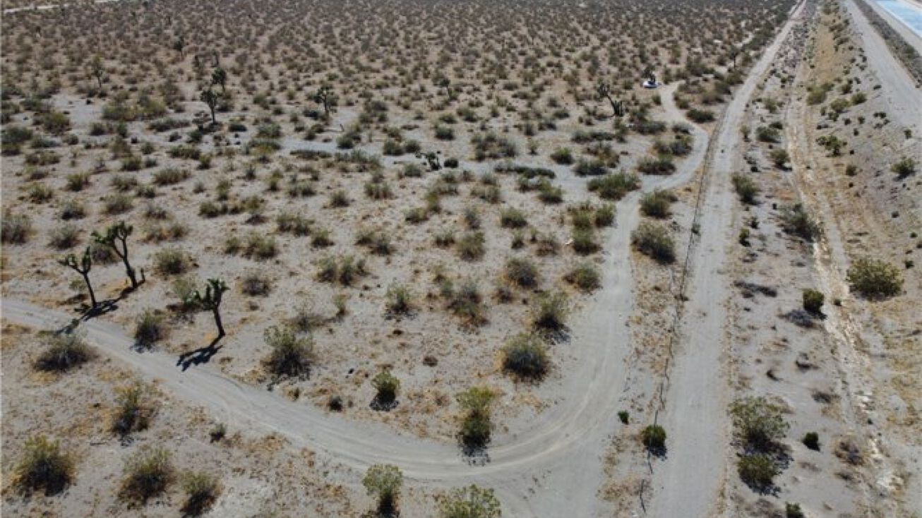 0 Lebec Rd, Phelan, CA 92371