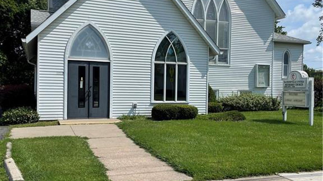 2573 Youngstown Lockport Rd., Ransomville, NY 14131