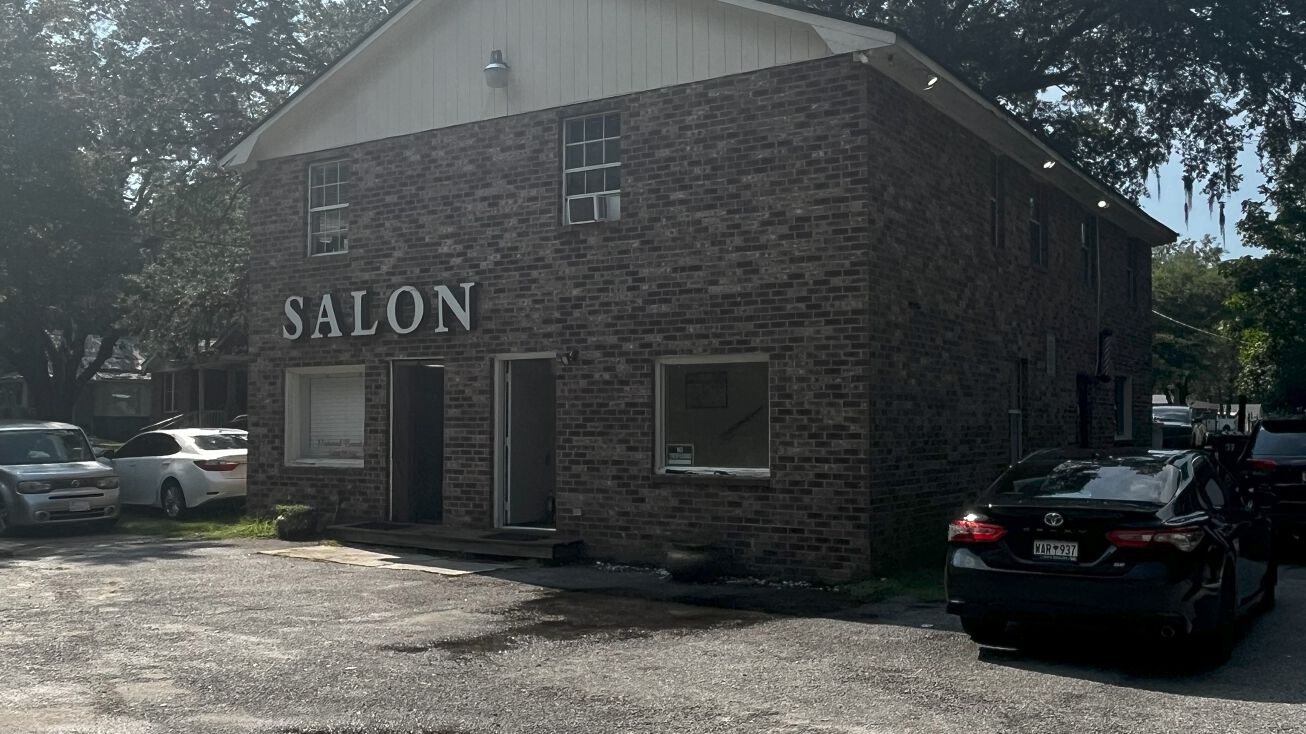 2156 Midland Park Rd, North Charleston, SC 29406