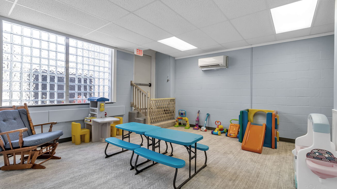 383 Wheatfield St, North Tonawanda, NY 14120