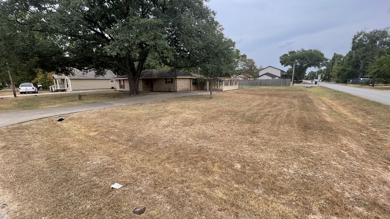 615-kane-st-tomball-tx-77375-crexi