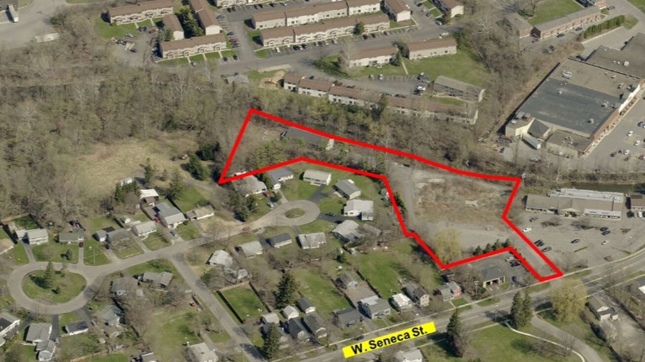 133 W Seneca St, Manlius, NY 13104