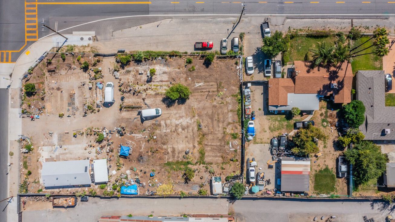 17693 Slover & 10550 Alder ave., Bloomington, Ca., Bloomington, CA