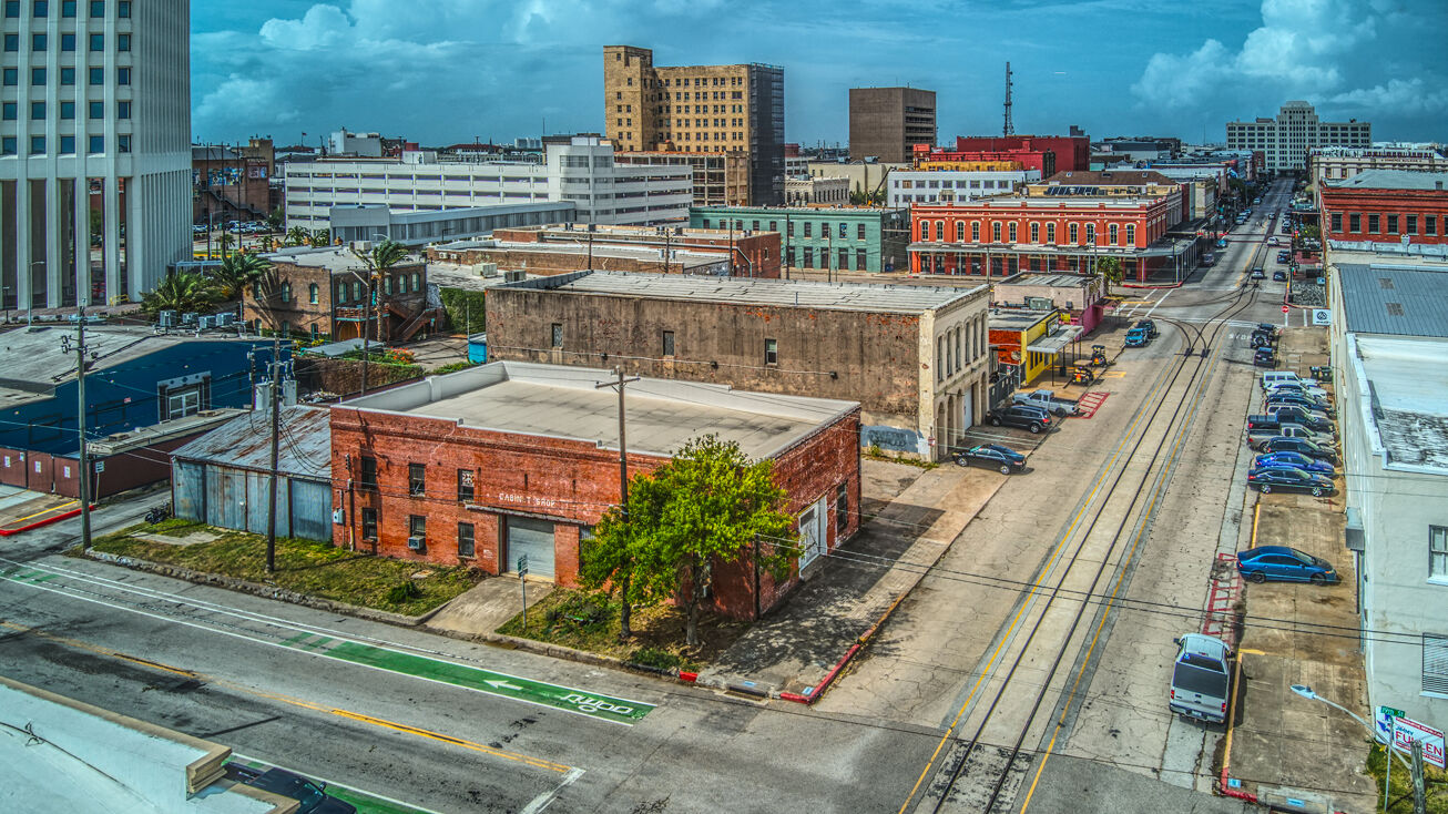 1901 The Strand, Galveston, TX 77550