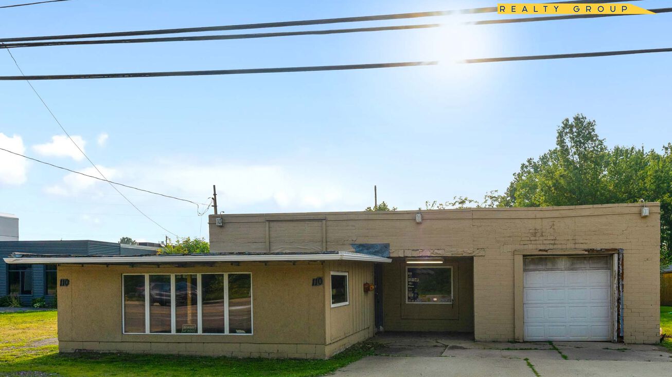 110 N Canfield Niles Rd, Austintown, OH 44515