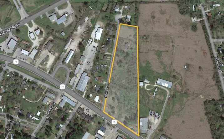 Pictures of Land property located at 109 Heaton Ave, Huntsville, TX 77320 for sales - image #1