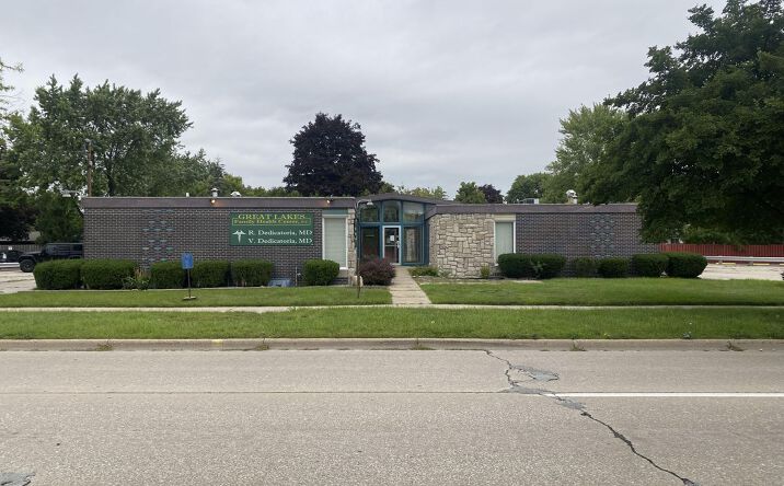 Pictures of Office property located at 3422 Davenport Ave, Saginaw, MI 48602 for sales - image #1