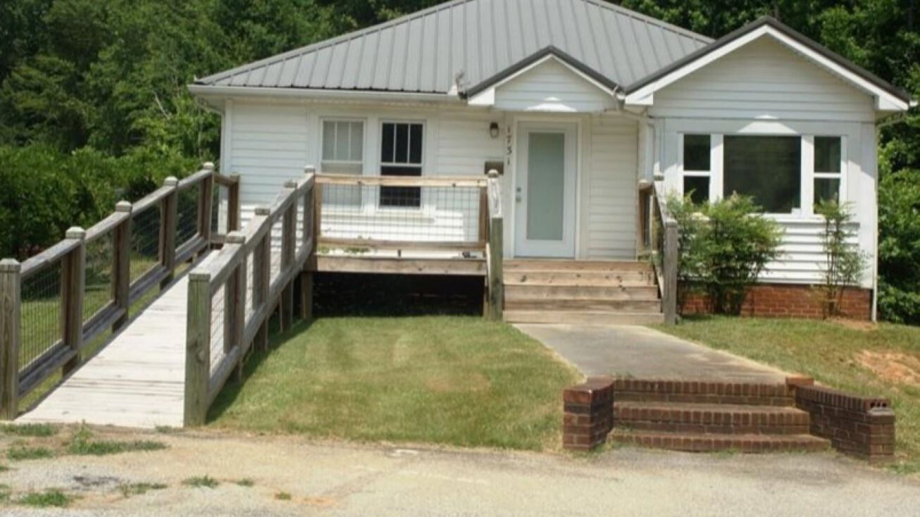 1731 US Hwy 27, Carrollton, GA 30117