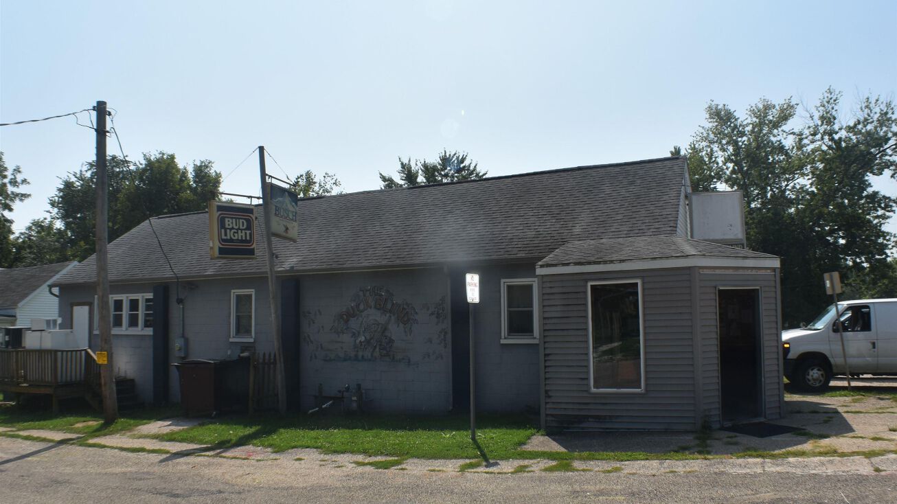 210 N WASHINGTON Street, Kingston Mines, IL 61539