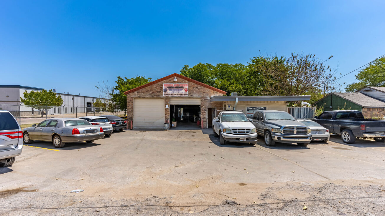 1726 Peachtree Rd, Balch Springs, TX 75180