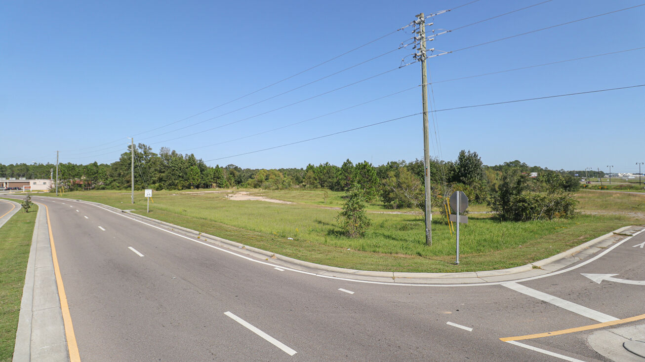 Turkey Creek Dr, Gulfport, MS 39503