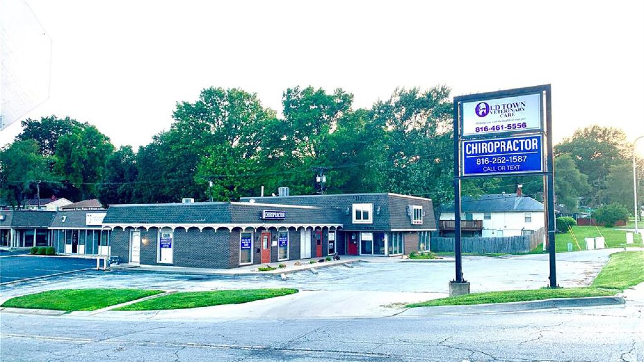 13717 E 39th Street, Independence, MO 64055