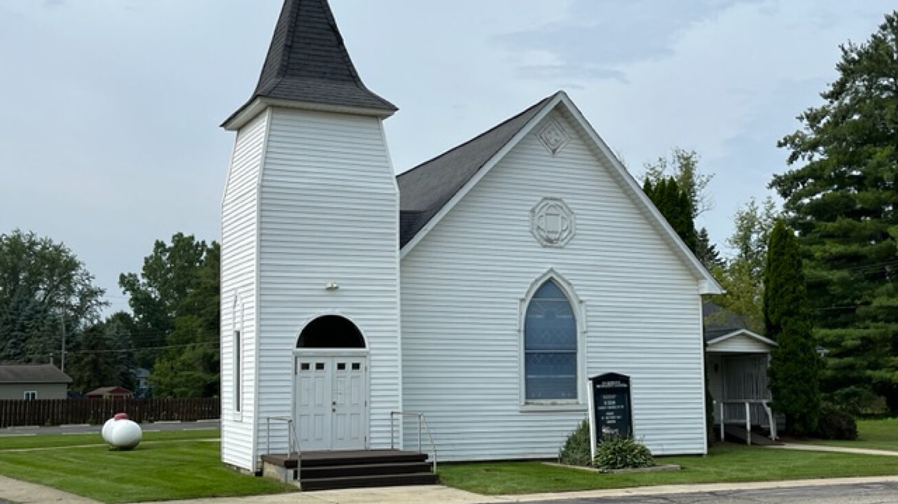 2750 Clifford Rd, Silverwood, MI 48760