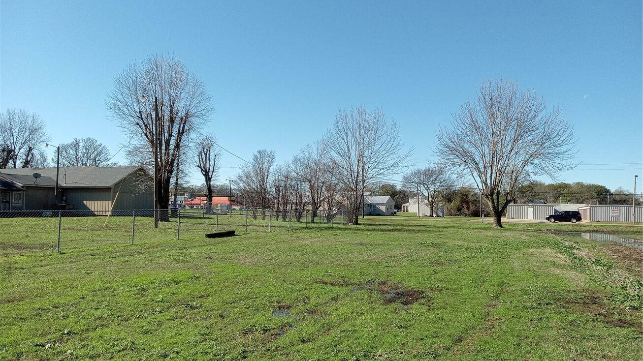 606 Marie Avenue, Indianola, MS 38751