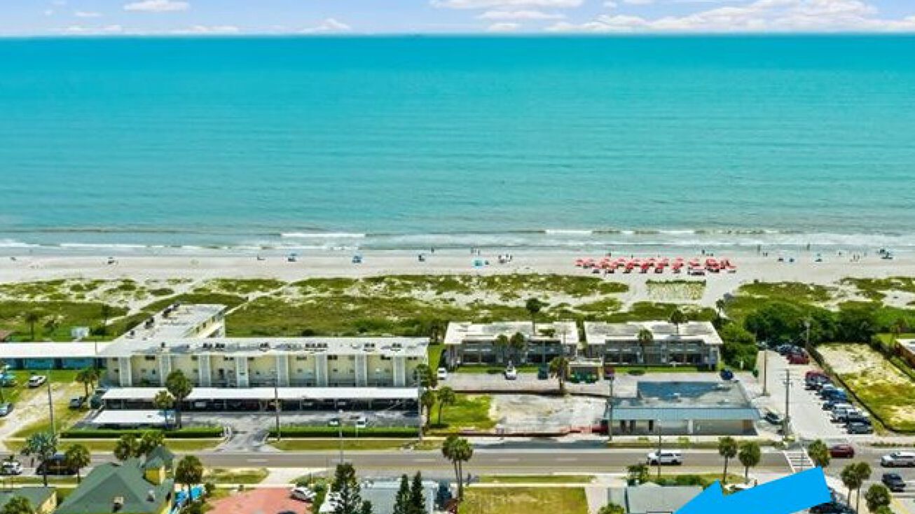 118 N Atlantic Ave, Cocoa Beach, FL 32931