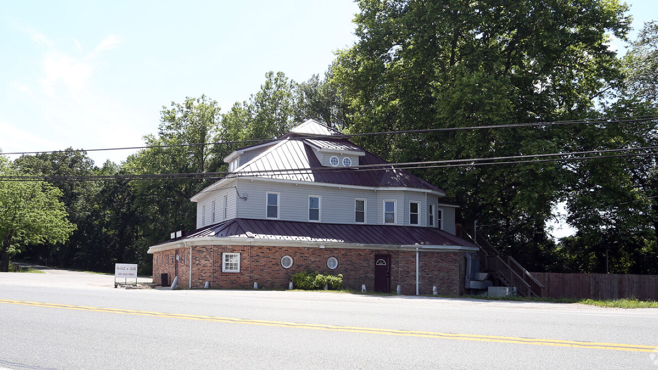 28275 Point Lookout Rd, Leonardtown, MD 20650