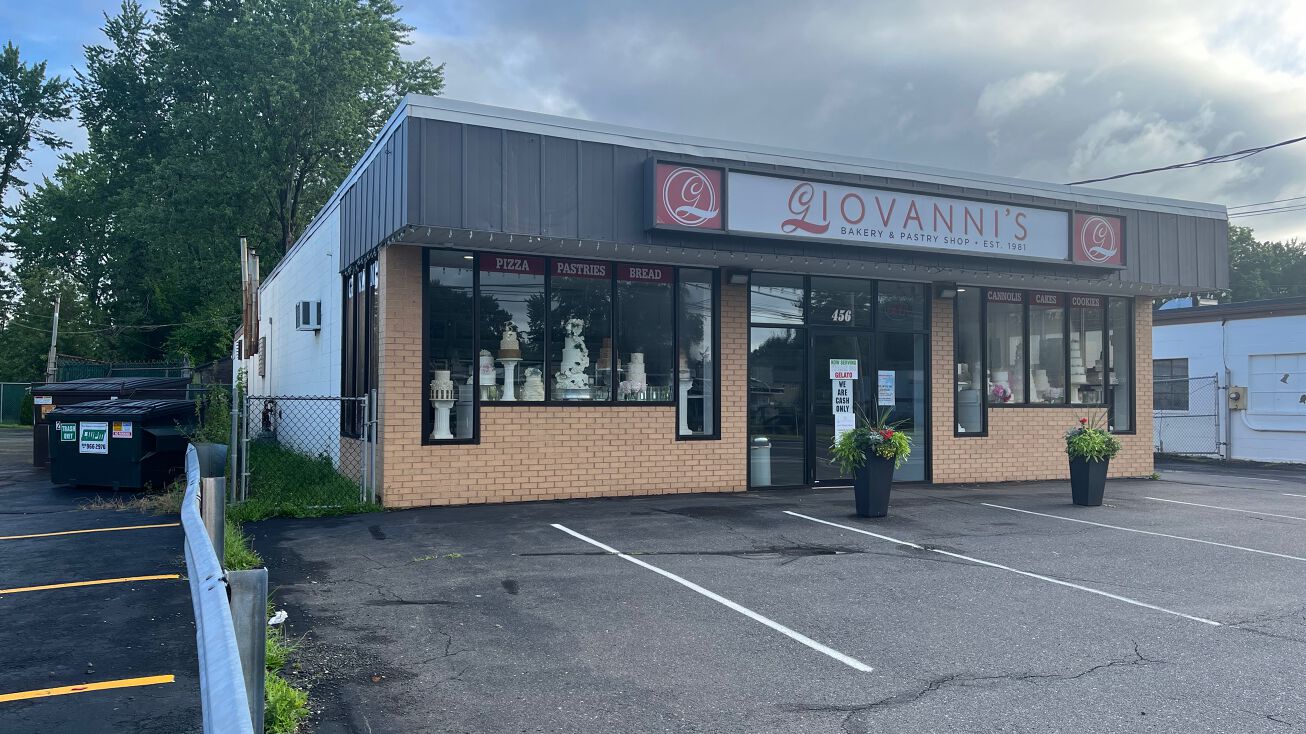 456 New Britain Ave, Newington, CT 06111