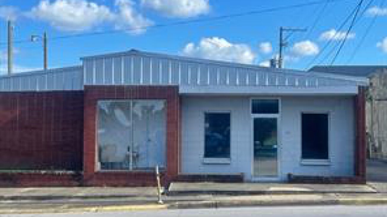 104 Conecuh Ave E, Union Springs, AL 36089