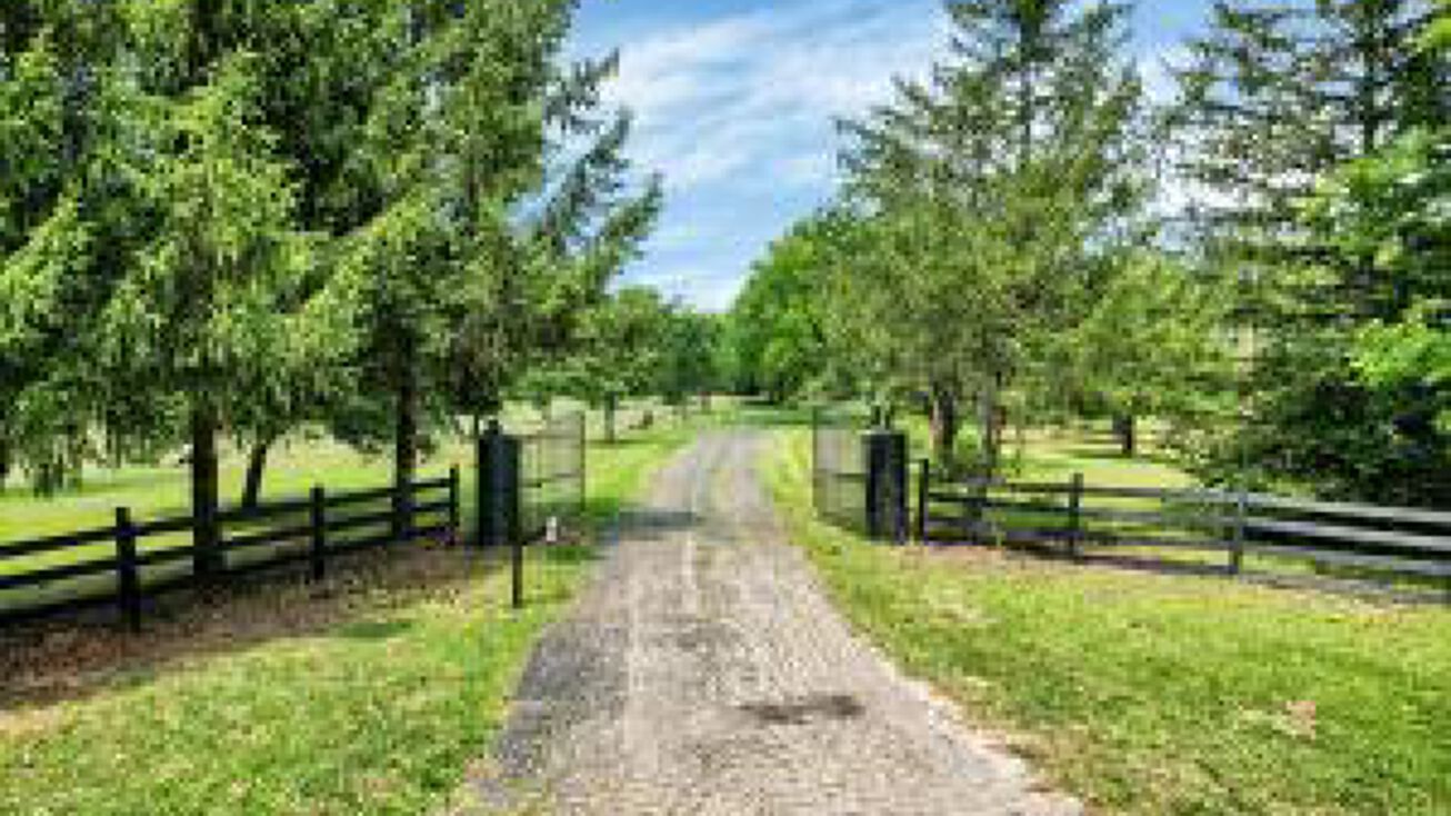 4338 Bright Road, Dublin, OH 43016