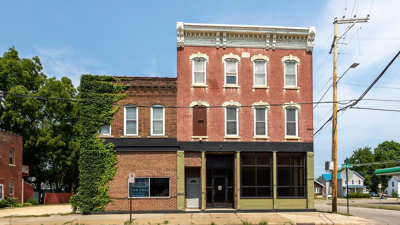 2400 Central Ave, Dubuque, IA 52001 | Crexi.com