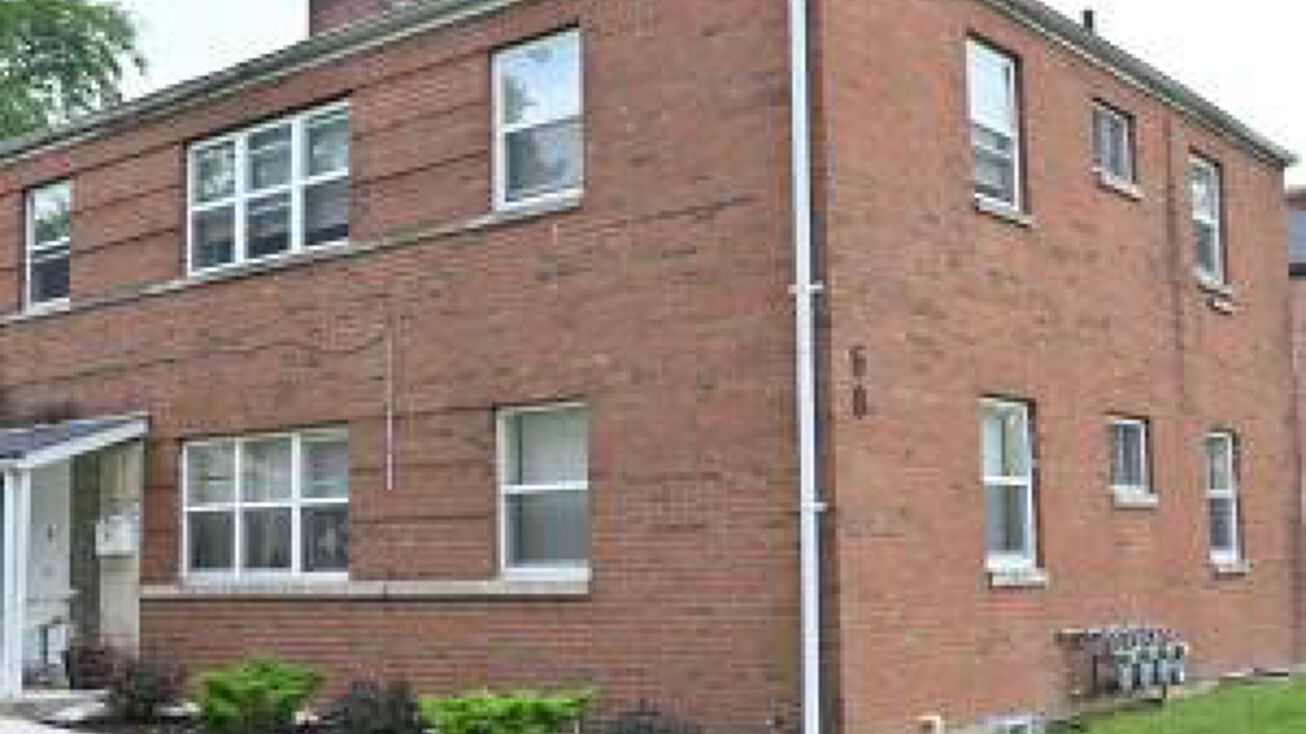 68 N Hampton Road C, Whitehall, OH 43213