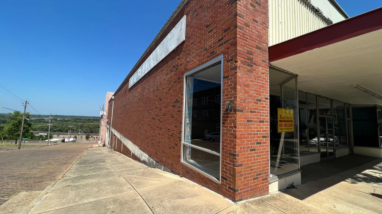 1420 Washington St, Vicksburg, MS 39180