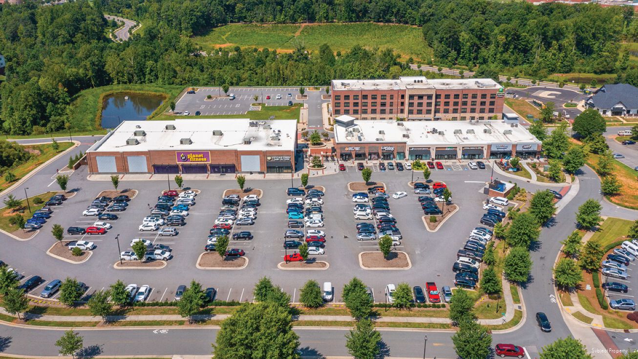 6347 Clemmons Point Dr, Clemmons, NC 27012