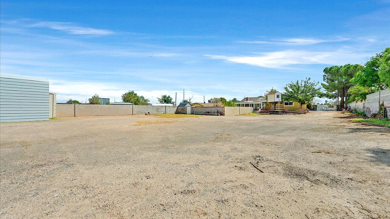 6949 S Valley View Blvd, Las Vegas, NV 89118