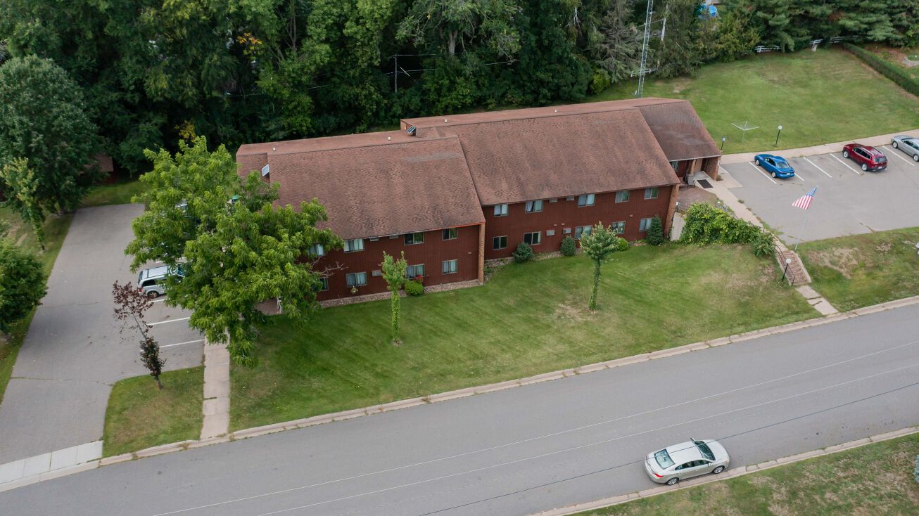 707 N 2nd Ave, Edgar, WI 54426