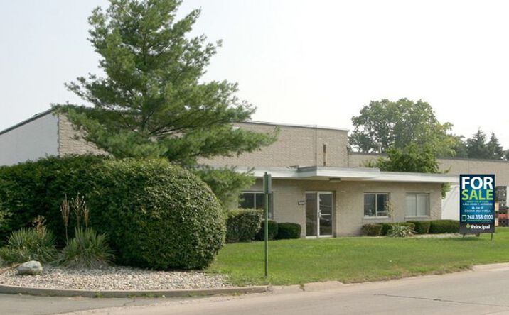 Pictures of Industrial property located at 350 Hubbard St, Mt Clemens, MI 48043 for sales - image #1