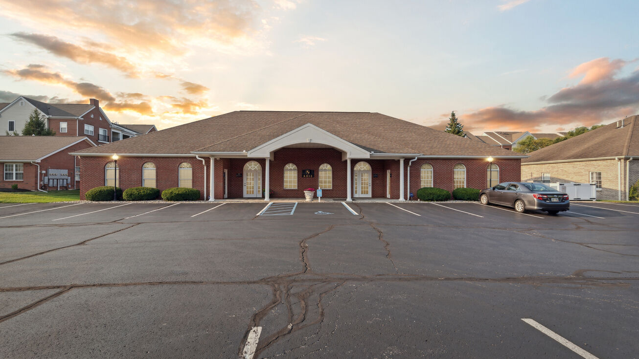 6012 Renaissance Pl, Toledo, OH 43623