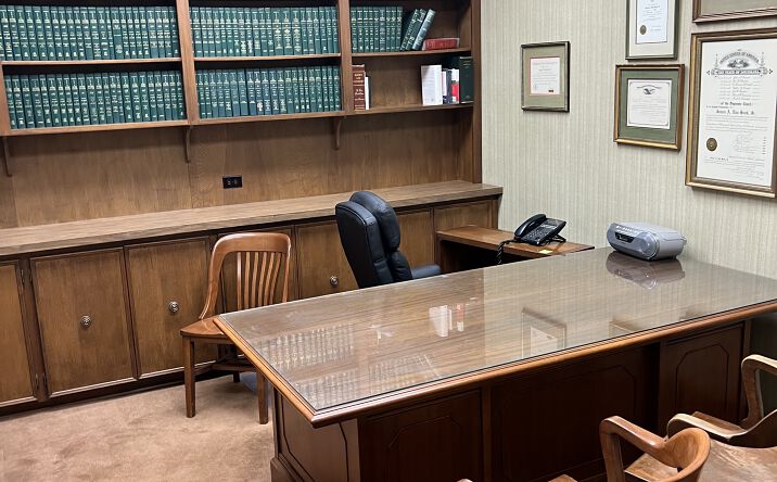 Pictures of Office property located at 204 Milam St, Shreveport, LA 71101 for sales - image #1