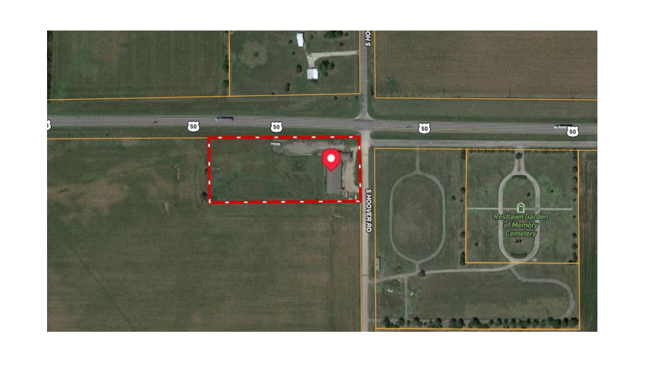 1207 S Hoover Rd, Newton, KS 67114