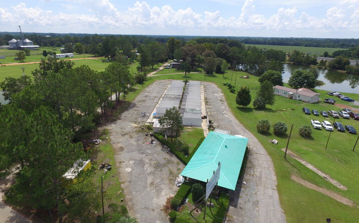Pictures of Land property located at 104 Roby Reeves Rd, Sycamore, GA 31790 for comps - image #1
