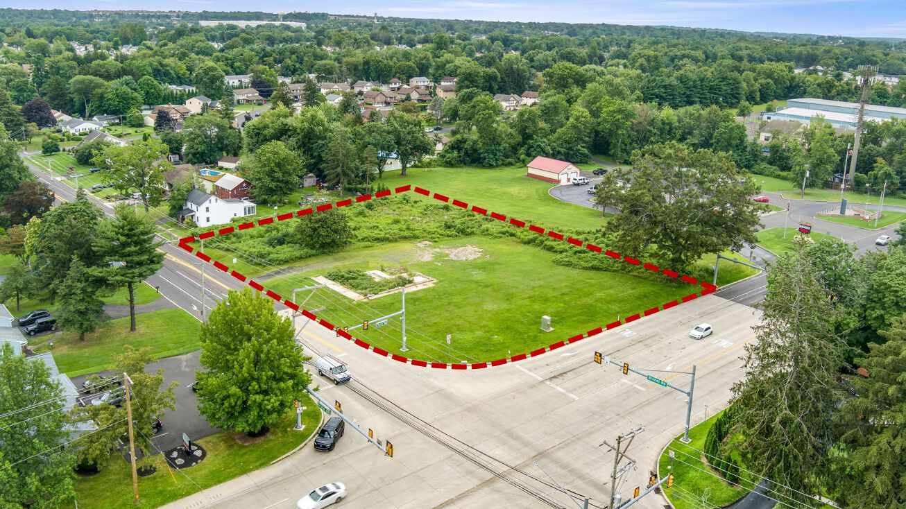 1020 W Bristol Rd, Warminster, PA 18974