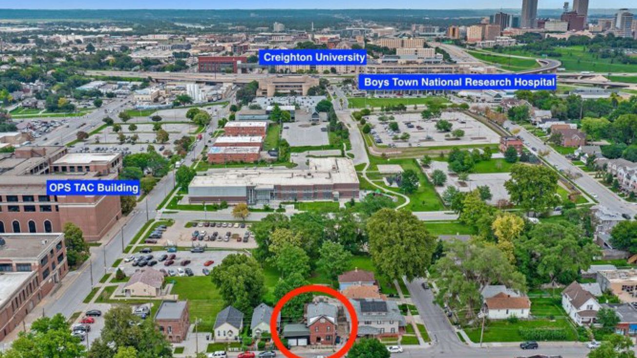 709 N 33rd St, Omaha, NE 68131