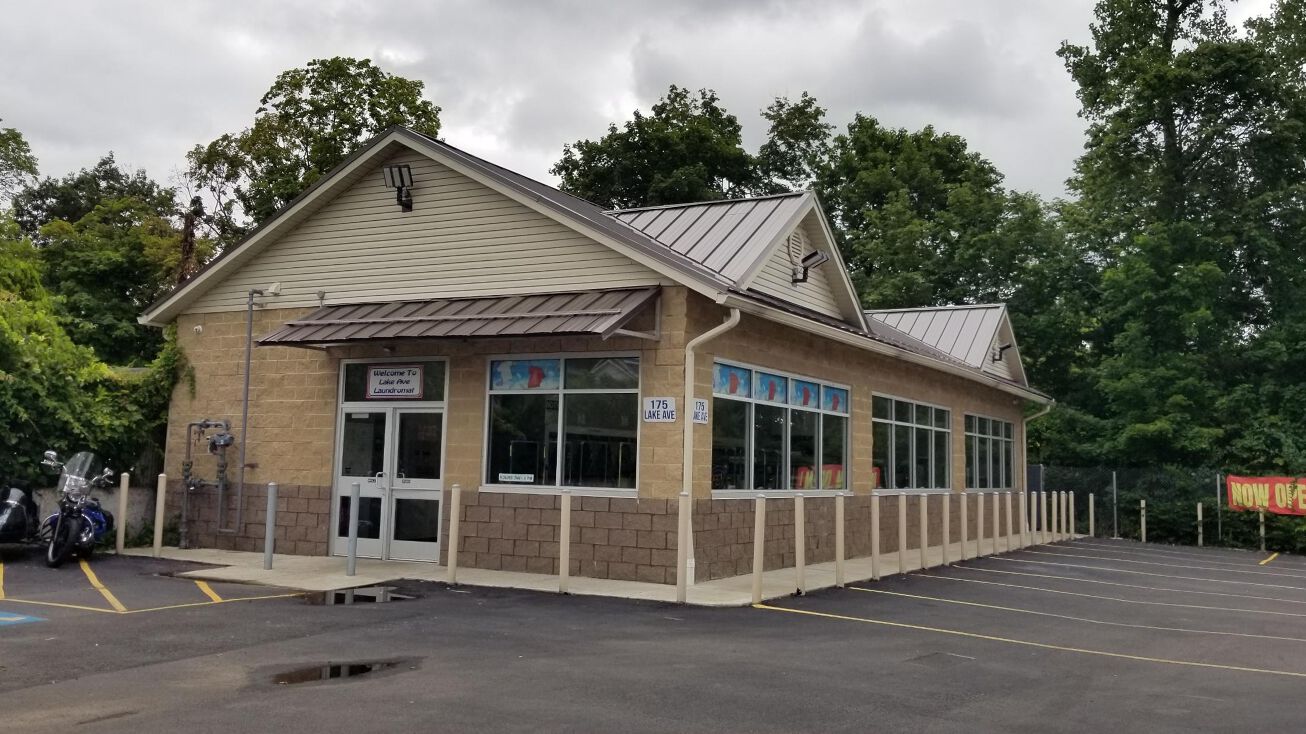 175 Lake Ave, Elyria, OH 44035