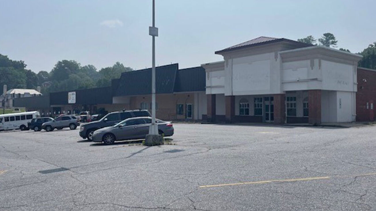 605 Harper Ave, Lenoir, NC 28645