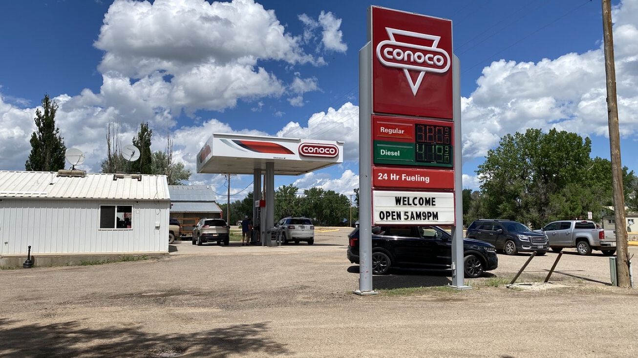 601 Park Ave, Broadus, MT 59317