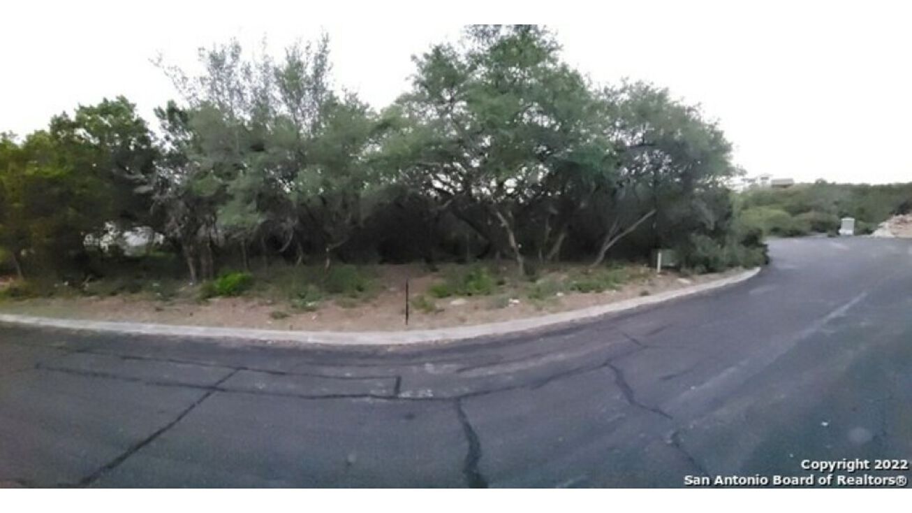 16811 Fox Ridge, Helotes, TX 78023