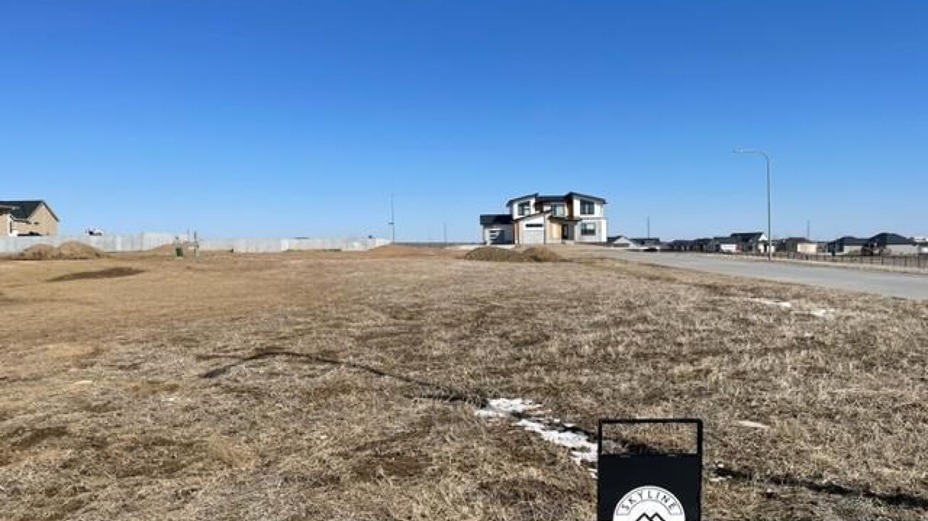 21004 Joseph St, Elkhorn, NE 68022