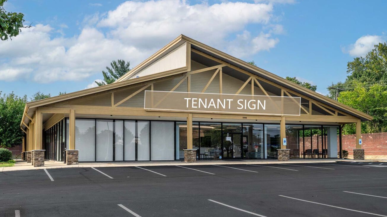 2000 S Hurstbourne Pkwy, Louisville, KY 40220