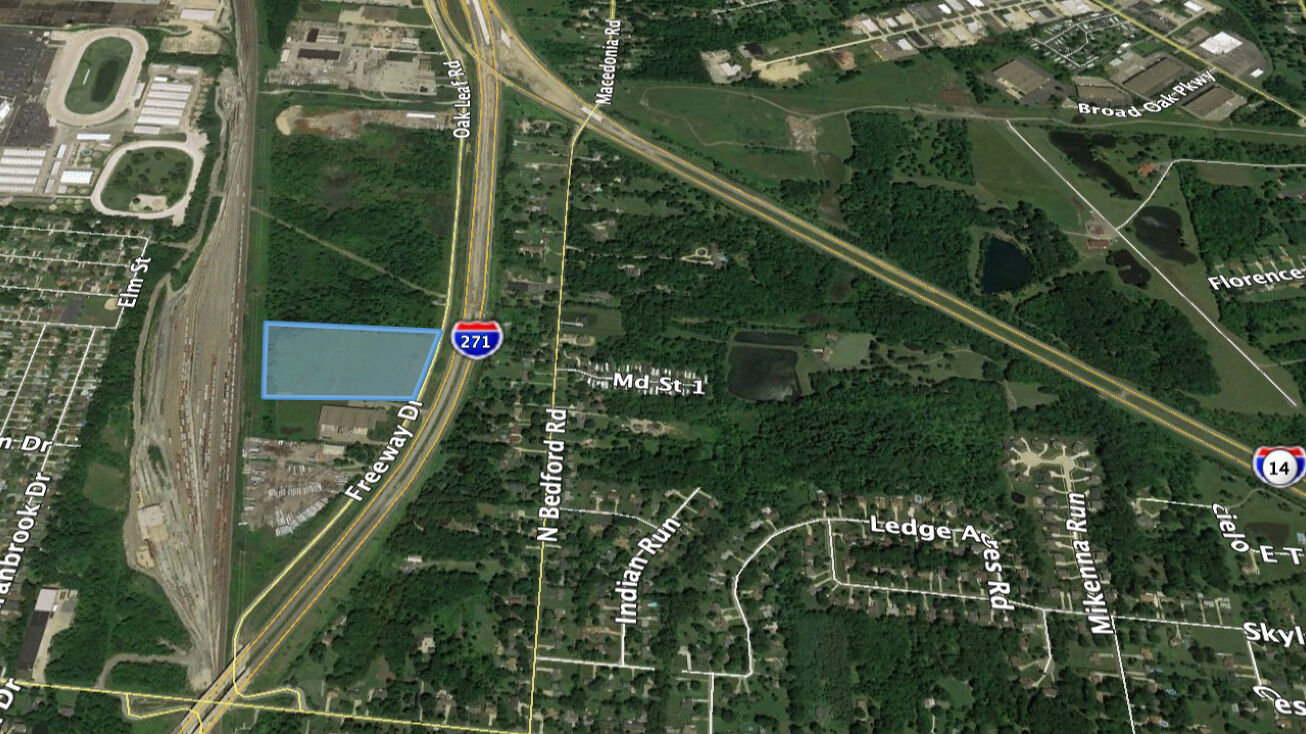 S Fwy Dr, Macedonia, OH 44056