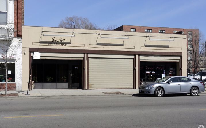 Pictures of Special Purpose property located at 3838 W Madison St, Chicago, IL 60624 for sales - image #1