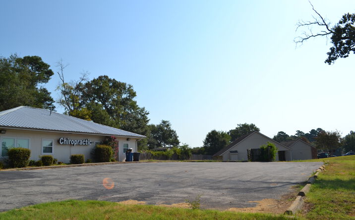 Pictures of Special Purpose property located at 112 N. Lee, Gladewater, TX 75647 for sales - image #1
