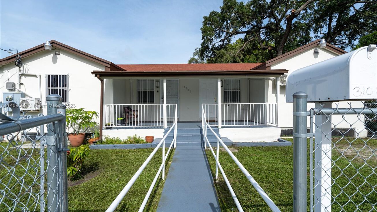 3101 NW 28th St, Miami, FL 33142
