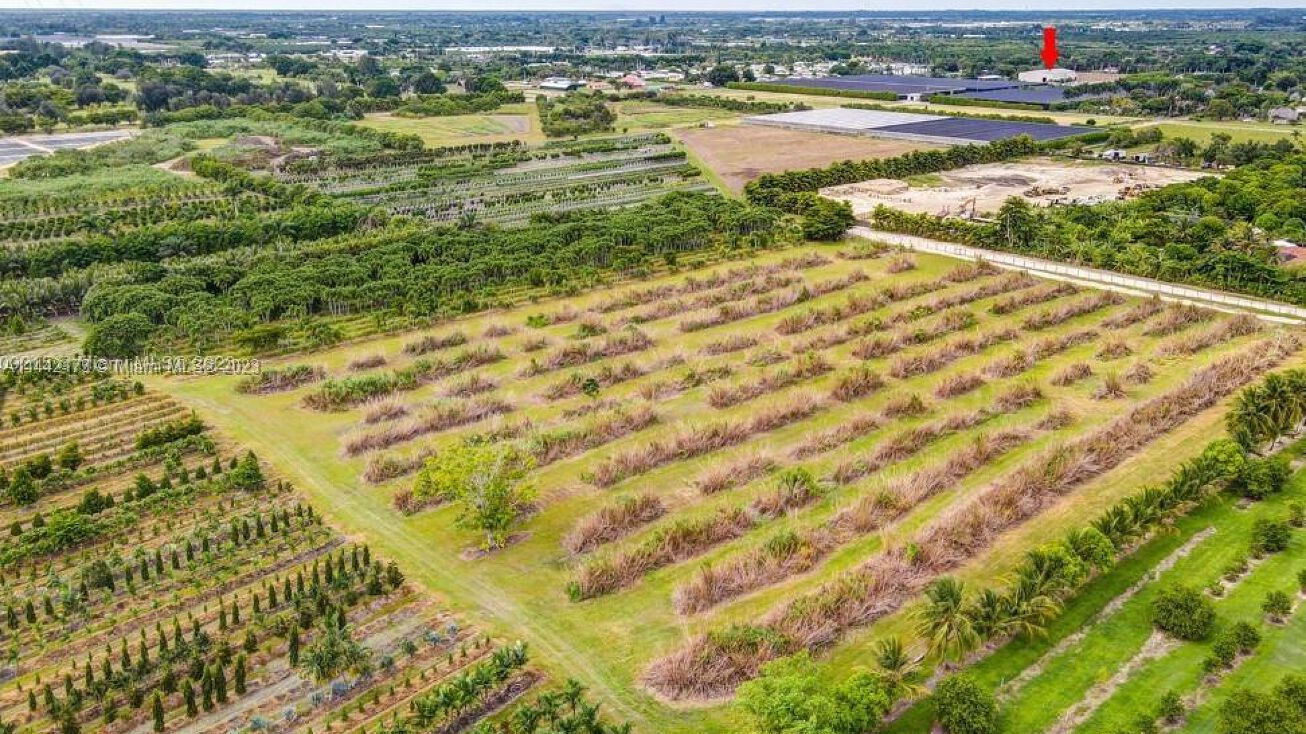 16900 SW 240 St, Miami, FL 33031