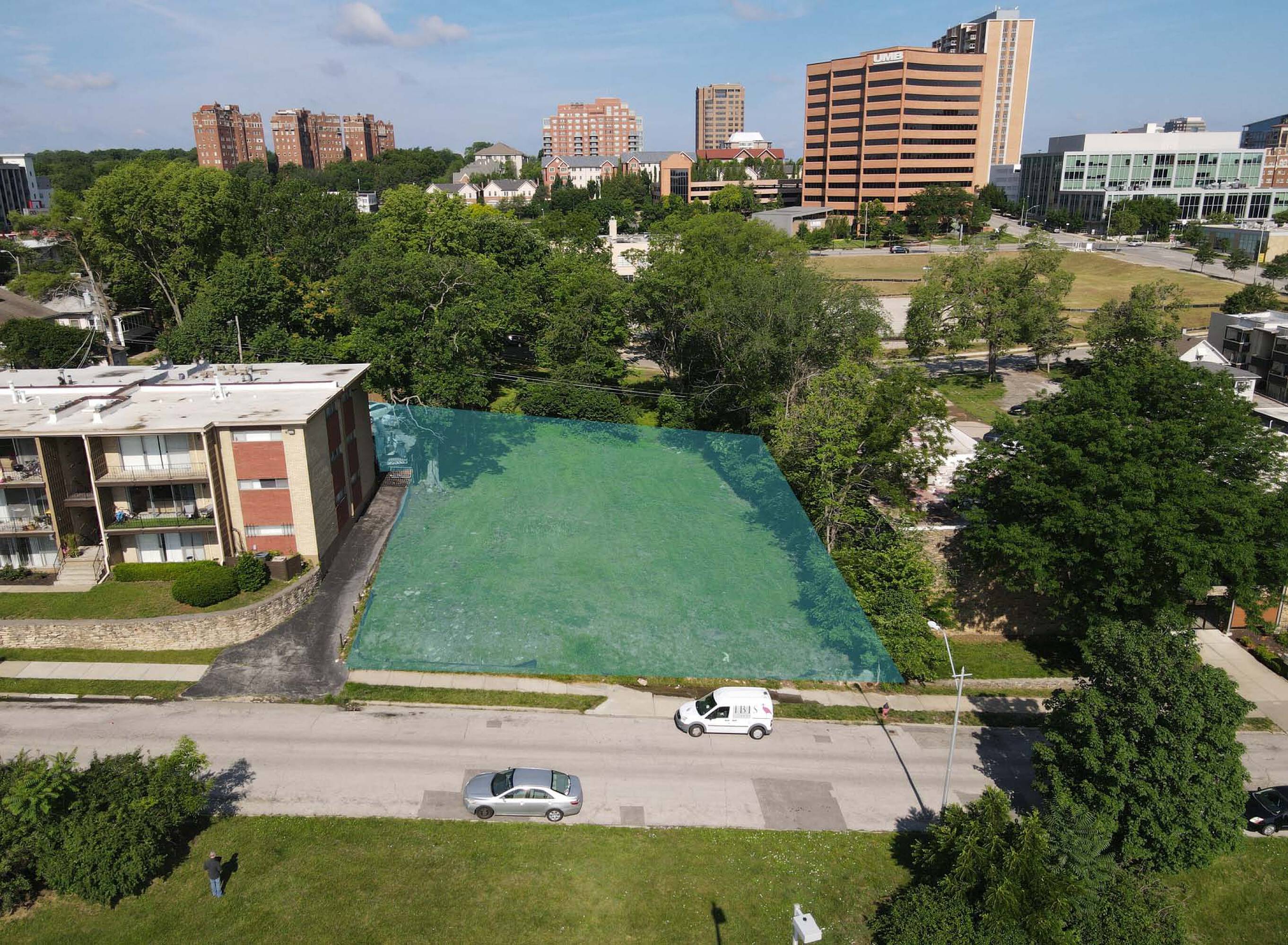 4930 Grand Ave, Kansas City, MO 64113