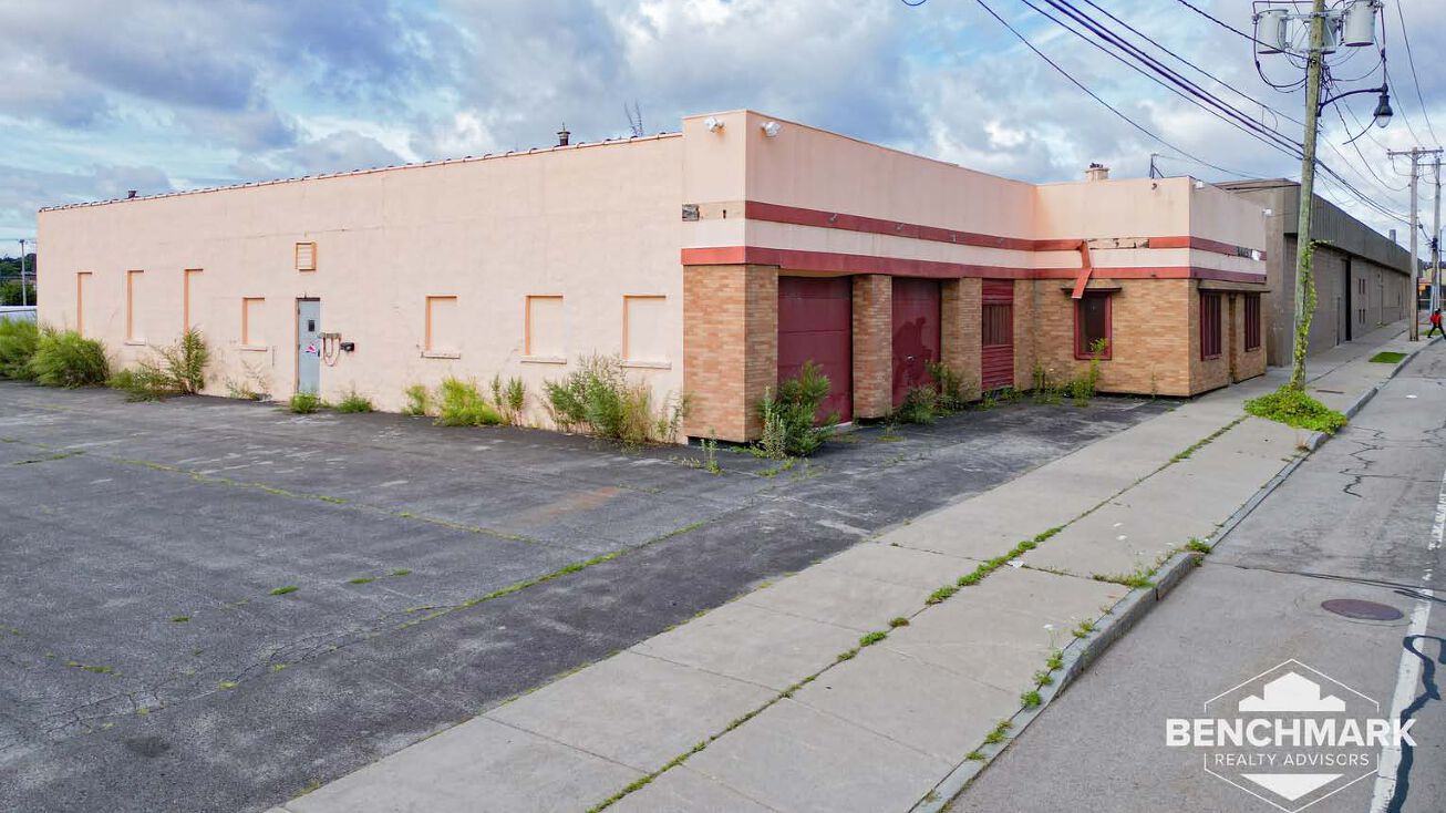 625 Atlantic Ave, Rochester, NY 14609