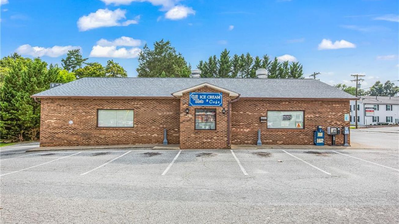 265 W Mountain Street, Kernersville, NC 27284